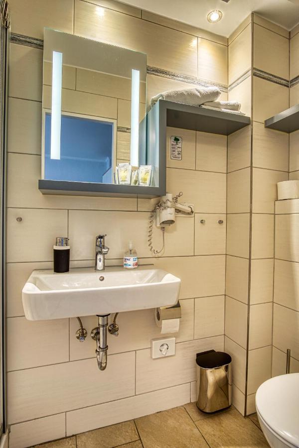 Dat Luette Heidehotel Funk - Garni Bispingen Extérieur photo
